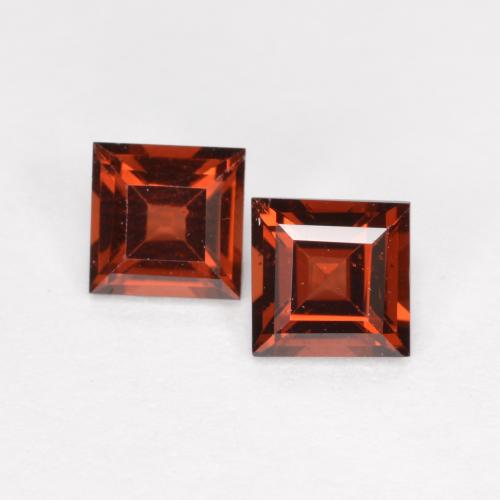 Scarlet Red Pyrope Garnet Gem - 0.4ct Square Facet (ID: 561351)