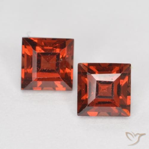 1.04 ct Square Cut Pyrope Garnet, 4.1 x 4.1 mm From Mozambique, Photo A