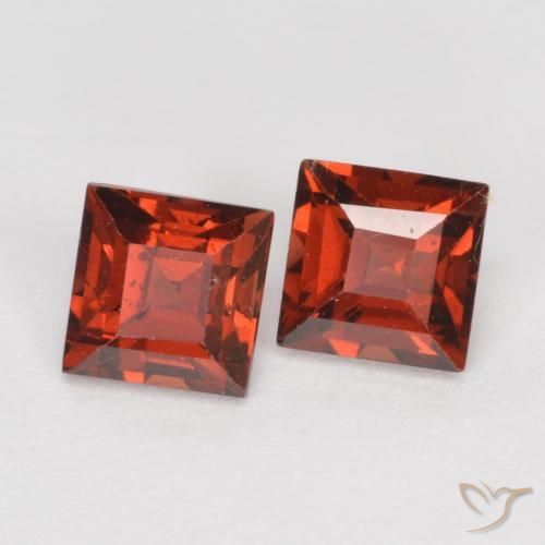 1.04 ctw Red Pyrope Garnet Stones, Natural Pyrope Garnet in Square Facet Shape for Sale
