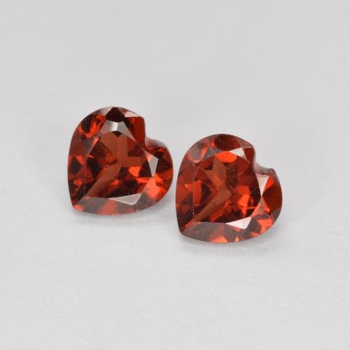 Rojo grosella Granate Piropo Gema - 0.6ct Forma de corazón (ID: 571921)