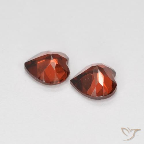 Pyrope Garnet Gemstones in 5 x 5 mm (calibrated) Size for Sale, Pyrope Garnet Stones in Currant Red Color