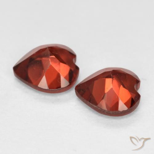 Pyrope Garnet Gemstones in 5 x 5 mm (calibrated) Size for Sale, Pyrope Garnet Stones in Medium Red Color
