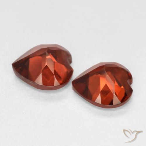 Pyrope Garnet Gemstones in 5 x 5 mm (calibrated) Size for Sale, Pyrope Garnet Stones in Bright Red Color