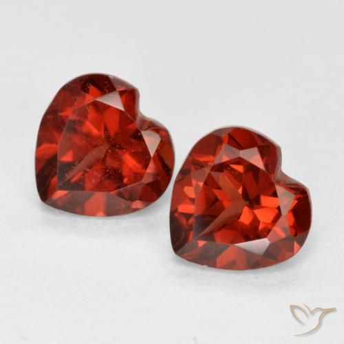 1.24 ct Heart Cut Pyrope Garnet, 5.1 x 5 mm From Mozambique, Photo A