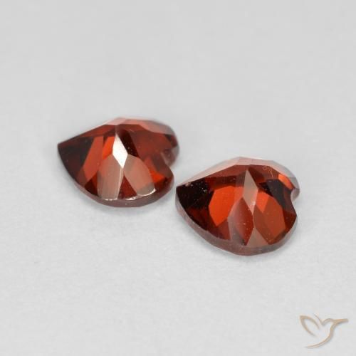 Pyrope Garnet Gemstones in 5 x 5 mm (calibrated) Size for Sale, Pyrope Garnet Stones in Medium Red Color