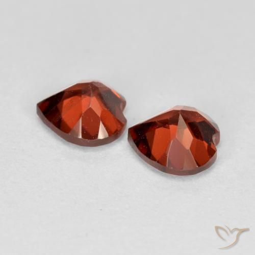 Pyrope Garnet Gemstones in 5 x 5 mm (calibrated) Size for Sale, Pyrope Garnet Stones in Bright Red Color