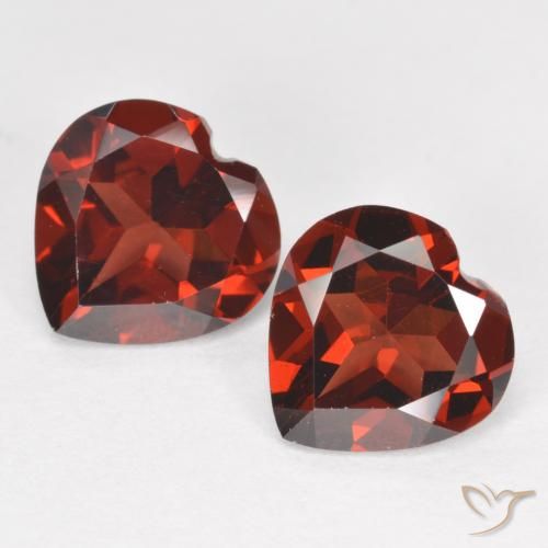 3.84 ct Heart Cut Pyrope Garnet, 8 x 8 mm From Mozambique, Photo A