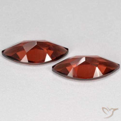 Pyrope Garnet Gemstones in 12.1 x 6 mm Size for Sale, Pyrope Garnet Stones in Medium Red Color
