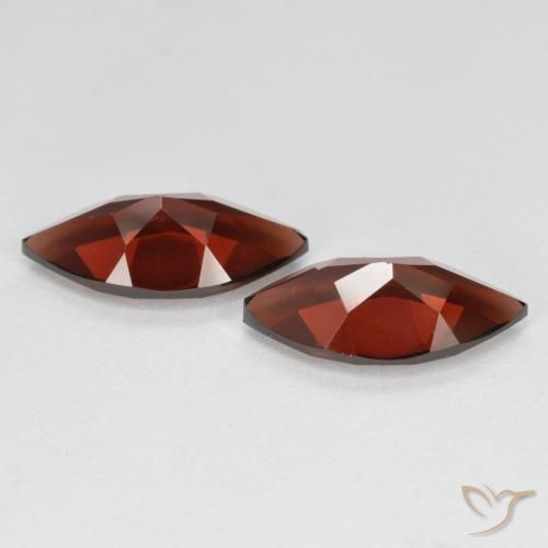 Pyrope Garnet Gemstones in 11.8 x 6 mm Size for Sale, Pyrope Garnet Stones in Deep Blood Red Color
