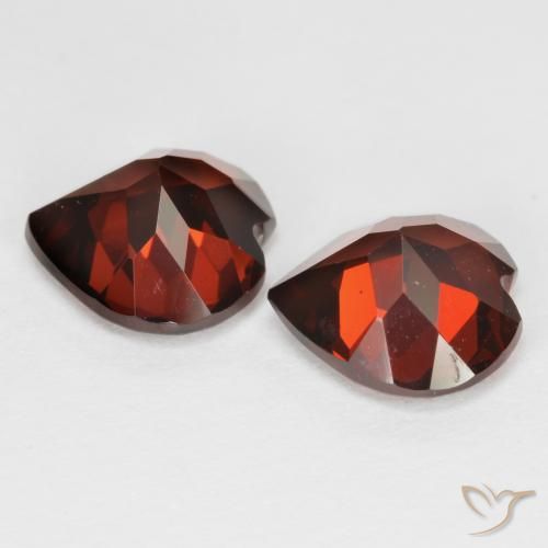 Pyrope Garnet Gemstones in 8 x 8 mm (calibrated) Size for Sale, Pyrope Garnet Stones in Dark Red Color