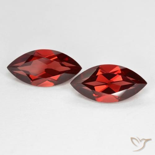 4.30ctw Natural Currant Red Pyrope Garnet, Marquise, VVS, Photo A