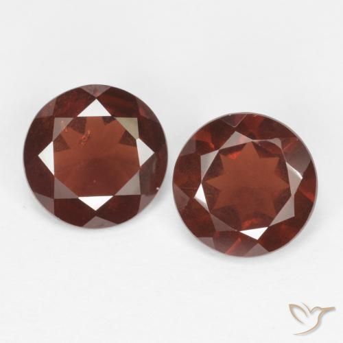 1.63 ct Round Cut Pyrope Garnet, 6.1 mm From Mozambique, Photo A