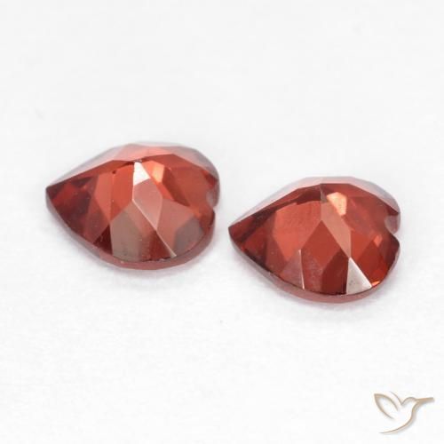 Pyrope Garnet Gemstones in 5 x 5 mm (calibrated) Size for Sale, Pyrope Garnet Stones in Currant Red Color
