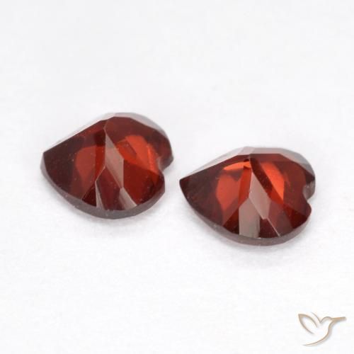Pyrope Garnet Gemstones in 5 x 5 mm (calibrated) Size for Sale, Pyrope Garnet Stones in Blood Red Color