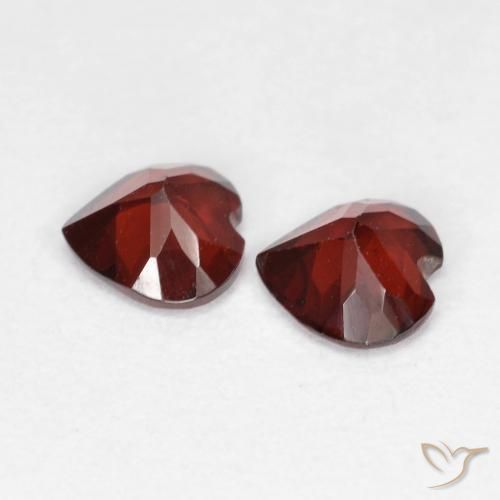 Pyrope Garnet Gemstones in 5 x 5 mm (calibrated) Size for Sale, Pyrope Garnet Stones in Medium Red Color