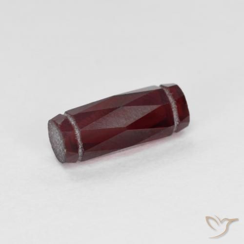 8,8x3,5 mm fancy-schliff roter Pyrop-Granat aus Mosambik, Gewicht von 1,43 ct, natürlicher Edelstein in VS Reinheit, 1 Stück fancy-schliff Pyrop-Granat - Farbe: Tiefrot, Mohs-Härte von 6,5 - 7,5 Geeignet für den täglichen Gebrauch im Schmuck, Photo A