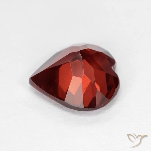 Pyrope Garnet Gemstone in 8 x 8 mm (calibrated) Size for Sale, Pyrope Garnet Stone in Deep Blood Red Color