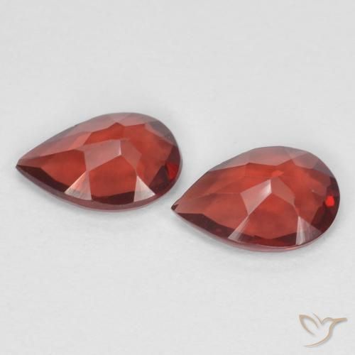 Pyrope Garnet Gemstones in 7 x 5 mm (calibrated) Size for Sale, Pyrope Garnet Stones in Deep Blood Red Color