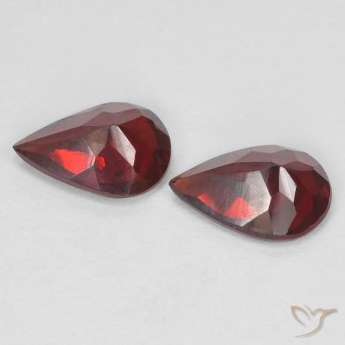 Pyrope Garnet Gemstones in 6.9 x 4.7 mm Size for Sale, Pyrope Garnet Stones in Dark Red Color