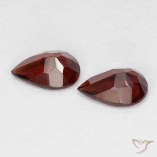 Pyrope Garnet Gemstones in 7 x 5 mm (calibrated) Size for Sale, Pyrope Garnet Stones in Deep Red Color