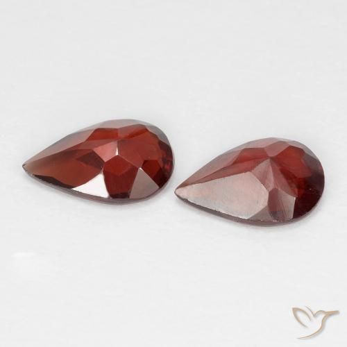 Pyrope Garnet Gemstones in 7 x 5 mm (calibrated) Size for Sale, Pyrope Garnet Stones in Dark Red Color