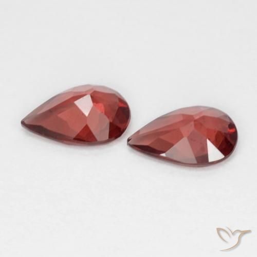 Pyrope Garnet Gemstones in 7 x 5 mm (calibrated) Size for Sale, Pyrope Garnet Stones in Dark Red Color