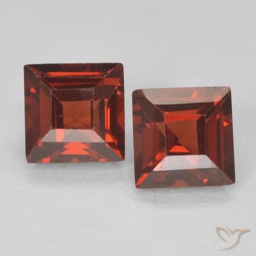 0.96 ct Square Cut Pyrope Garnet, 4.1 x 4.1 mm From Madagascar, Photo A