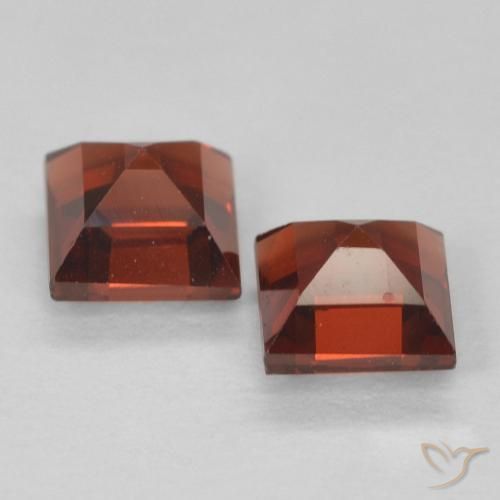 Pyrope Garnet Gemstones in 4 x 4 mm (calibrated) Size for Sale, Pyrope Garnet Stones in Deep Red Color