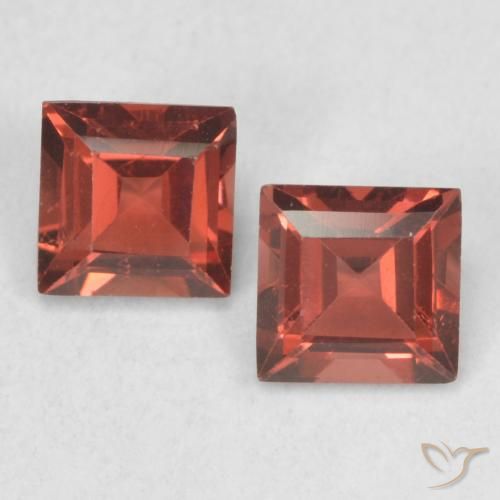0.85 ct Square Cut Pyrope Garnet, 4.1 x 4.1 mm From Madagascar, Photo A