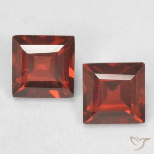 0.94ctw Natural Currant Red Pyrope Garnet, Square, VVS-VS