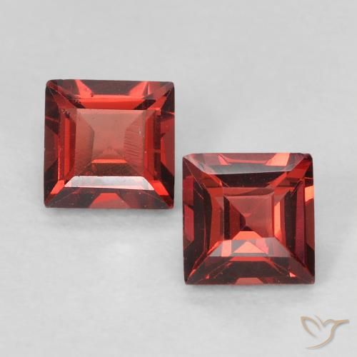 0.87 ct Square Cut Pyrope Garnet, 4.1 x 4.1 mm From Madagascar, Photo A