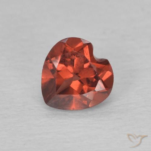 0.59ct Natural Rojo grosella Granate piropo, Corazón, VVS-VS, Photo A