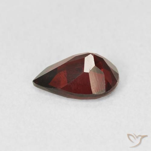 Pyrope Garnet Gemstone in 7 x 5 mm (calibrated) Size for Sale, Pyrope Garnet Stone in Deep Red Color