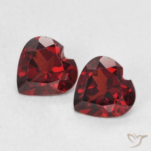 1.08 ct Heart Cut Pyrope Garnet, 5.1 x 5 mm From the United States, Photo A