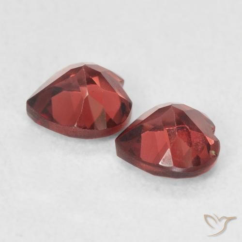 Pyrope Garnet Gemstones in 5 x 5 mm (calibrated) Size for Sale, Pyrope Garnet Stones in Deep Scarlet Red Color