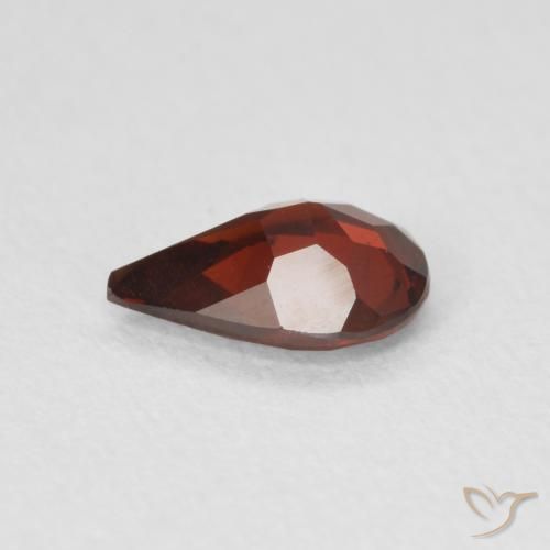 Pyrope Garnet Gemstone in 7 x 5 mm (calibrated) Size for Sale, Pyrope Garnet Stone in Sangria Red Color