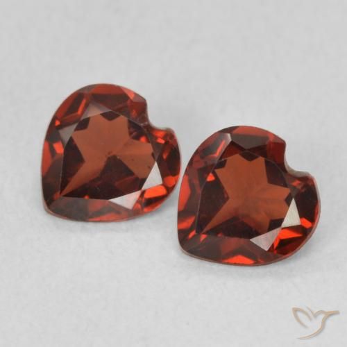 1.01ctw Natural Currant Red Pyrope Garnet, Heart, VVS-VS