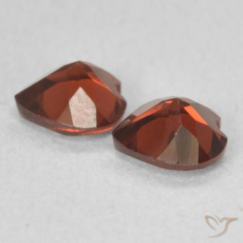 Pyrope Garnet Gemstones in 5 x 5 mm (calibrated) Size for Sale, Pyrope Garnet Stones in Bright Red Color