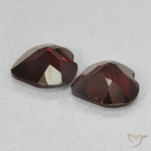Pyrope Garnet Gemstones in 5 x 5 mm (calibrated) Size for Sale, Pyrope Garnet Stones in Deep Red Color