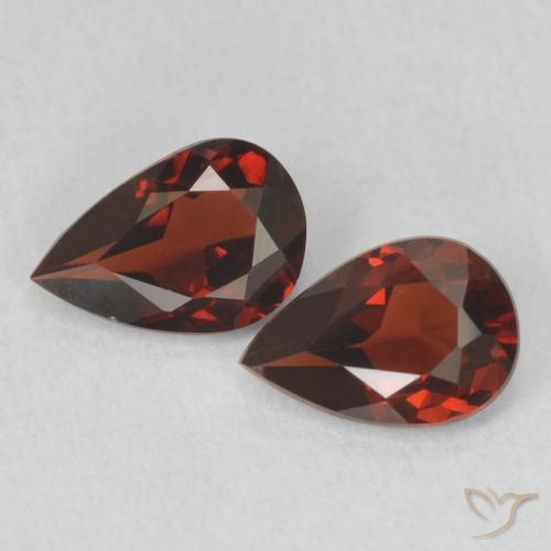 1.25ctw Natural Currant Red Pyrope Garnet, Pear Shape, VVS-VS