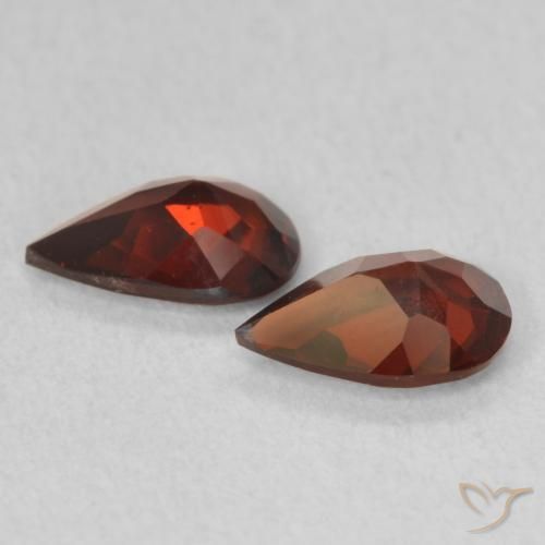 Pyrope Garnet Gemstones in 7 x 4.8 mm Size for Sale, Pyrope Garnet Stones in Currant Red Color