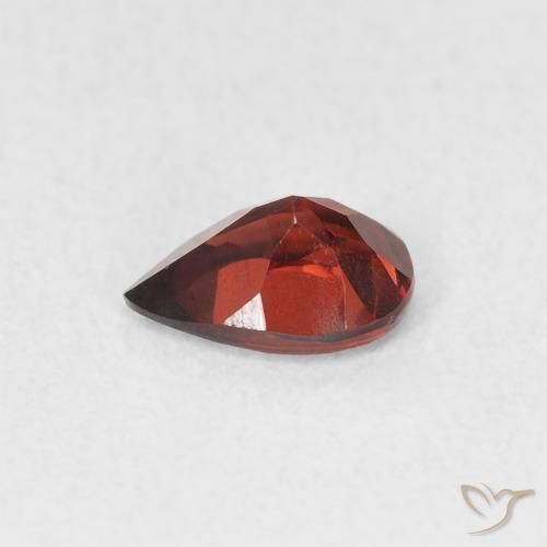 Pyrope Garnet Gemstone in 6.9 x 4.7 mm Size for Sale, Pyrope Garnet Stone in Currant Red Color
