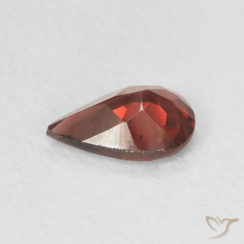 Pyrope Garnet Gemstone in 7 x 5 mm (calibrated) Size for Sale, Pyrope Garnet Stone in Intense Red Color