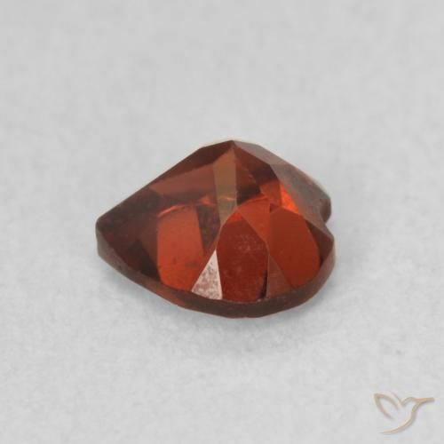 Pyrope Garnet Gemstone in 5 x 5 mm (calibrated) Size for Sale, Pyrope Garnet Stone in Sangria Red Color
