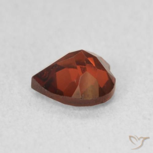 Pyrope Garnet Gemstone in 5 x 5 mm (calibrated) Size for Sale, Pyrope Garnet Stone in Currant Red Color