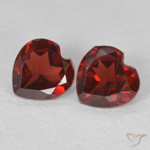1.07ctw Natural Sangria Red Pyrope Garnet, Heart, VS