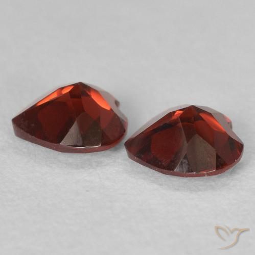 Pyrope Garnet Gemstones in 5 x 4.8 mm Size for Sale, Pyrope Garnet Stones in Medium Red Color