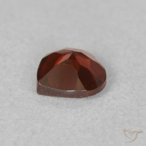 Pyrope Garnet Gemstone in 5 x 5 mm (calibrated) Size for Sale, Pyrope Garnet Stone in Medium Red Color