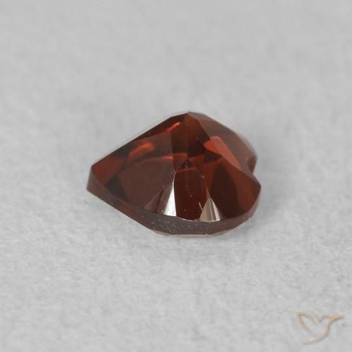 Pyrope Garnet Gemstone in 5 x 5 mm (calibrated) Size for Sale, Pyrope Garnet Stone in Currant Red Color