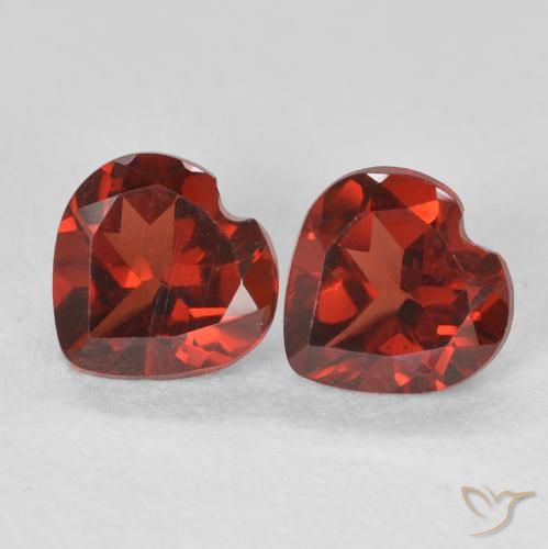 1.11ctw Natural Currant Red Pyrope Garnet, Heart, VVS-VS